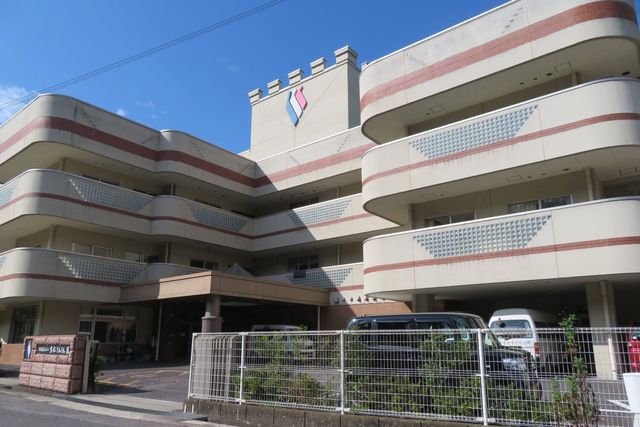 3階建ての建物