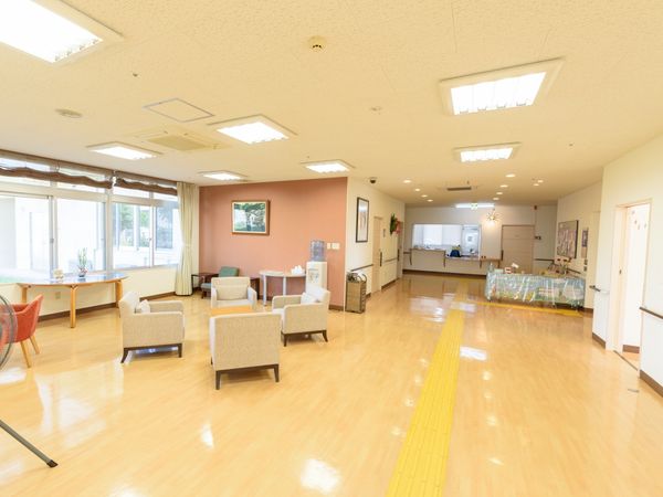 広々とした快適なロビー