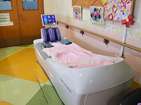 機能訓練用ベッド