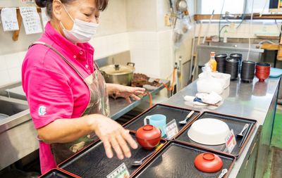 準備中のキッチン