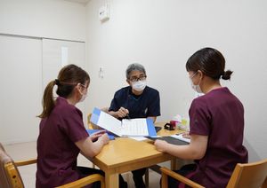 スタッフ会議の様子