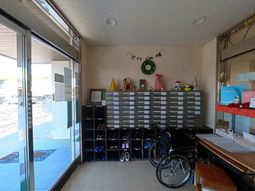 明るいエントランス