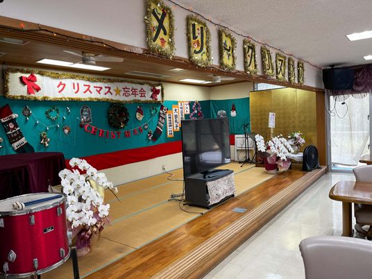 装飾されたステージ