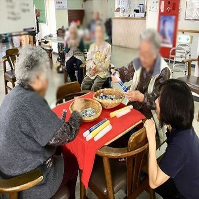 活動が行われている室内
