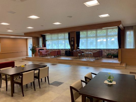 自然光が入るリビング