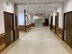 広い廊下