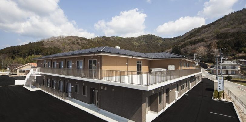 自然に囲まれた建物