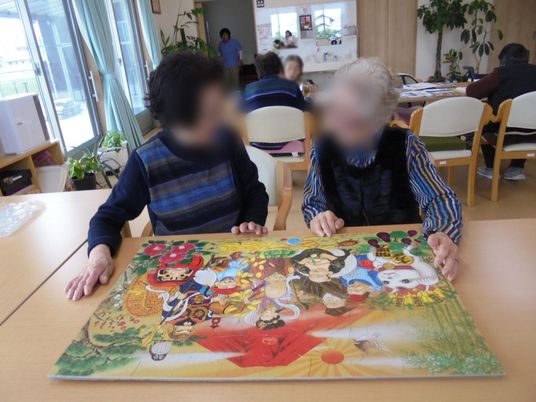 和やかなアート活動の場