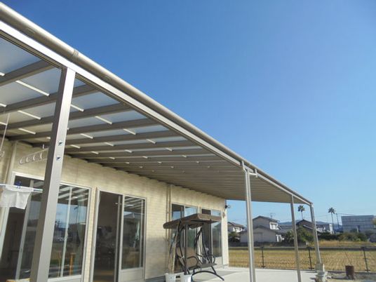 開放的なテラス