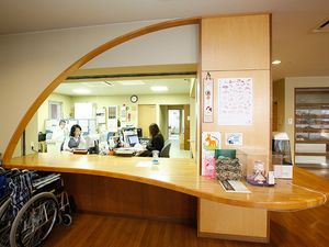 スタッフのいるカウンター