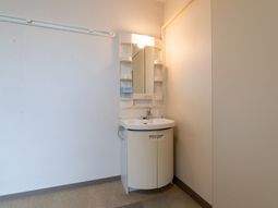 清潔な洗面台のある場所