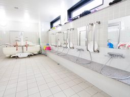 清潔な浴室の様子