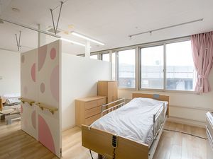 明るい居室  
