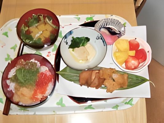 和風の色とりどりの料理