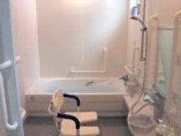 バリアフリーの浴室