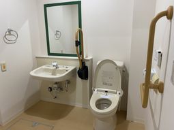 安全設備が整ったトイレ