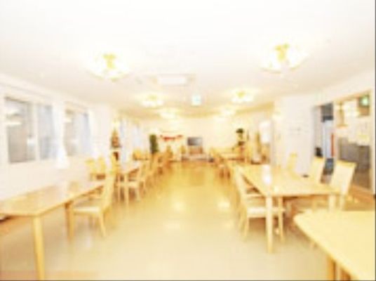 明るい食堂空間
