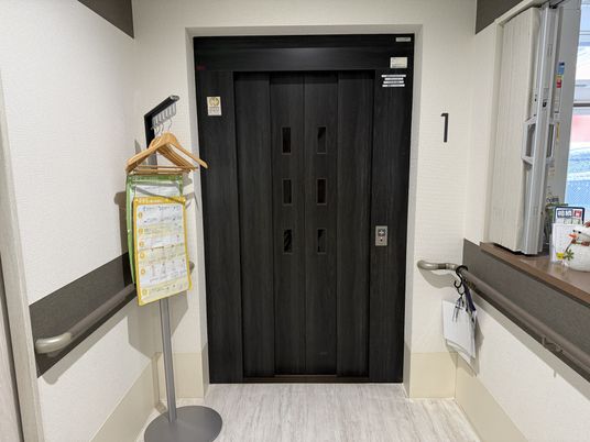安全な昇降装置エレベーター
