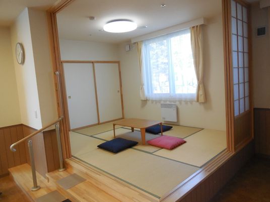 畳敷きの和室