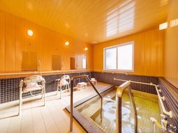 快適な木目調浴室