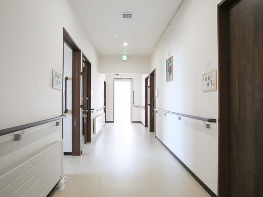 清潔な廊下の風景