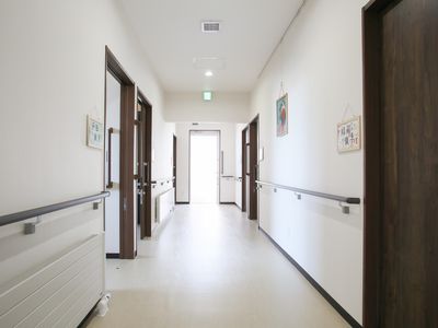 清潔な廊下の風景