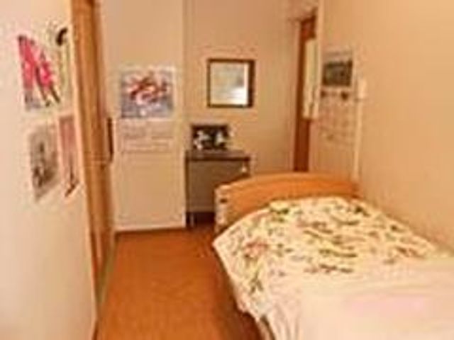 落ち着いた居室 居室 落ち着いた雰囲気の個室です。ゆったりと休むことができる空間が整っています。