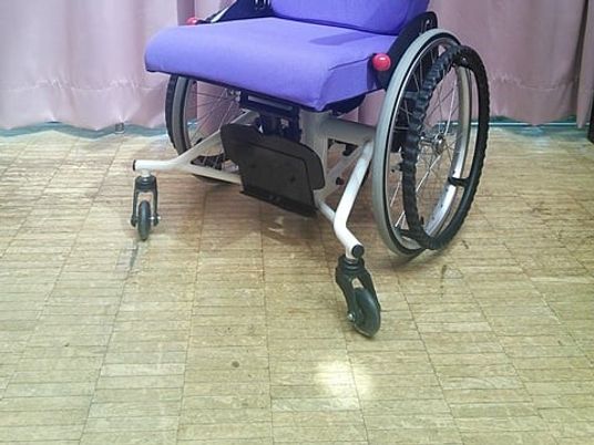 車椅子のある室内  