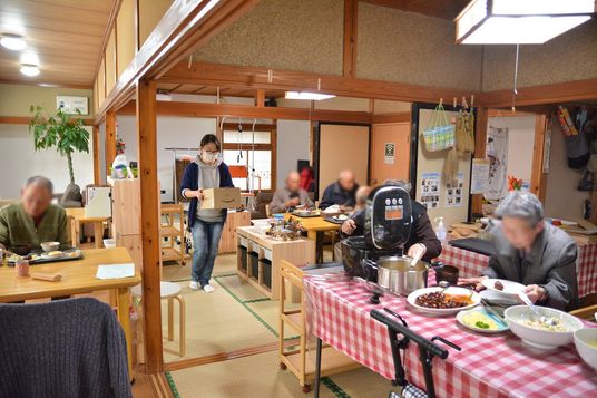 くつろぎの食堂