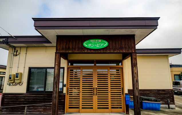 温かみある入口