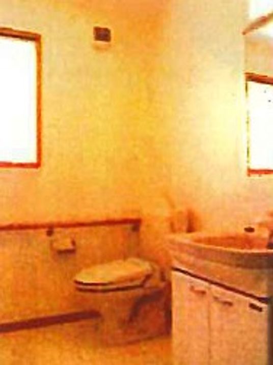 明るいトイレ空間