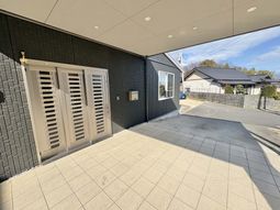 広いエントランス