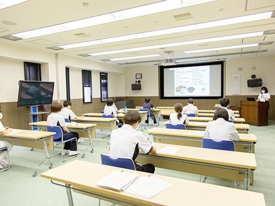 勉強会の多目的室  