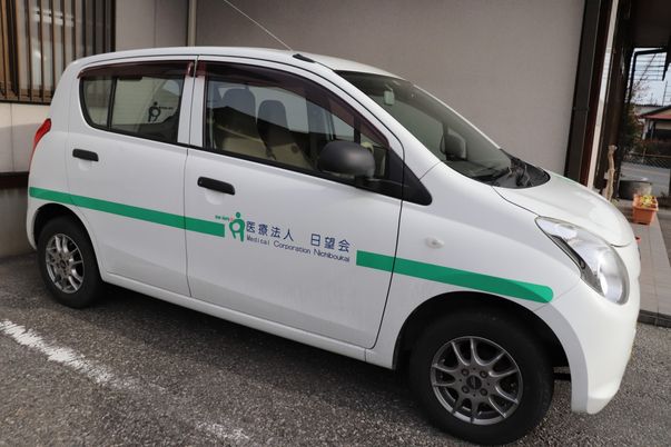 施設用車両の駐車場