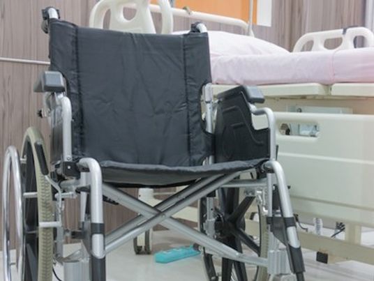 車椅子と病床の居室