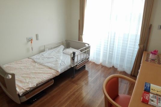 自然光が差し込む居室