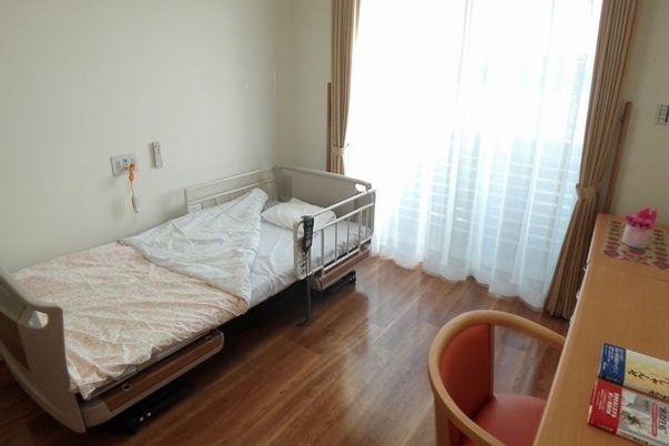 自然光が差し込む居室