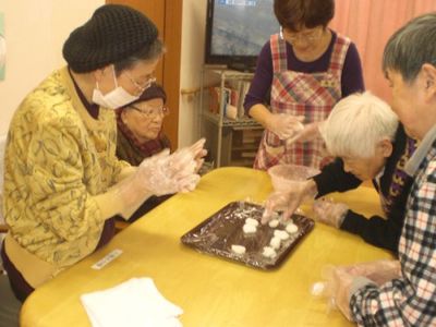 共同活動の和やかな風景