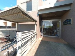 温かい雰囲気のエントランス