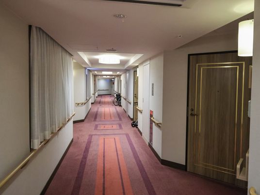 広々とした廊下