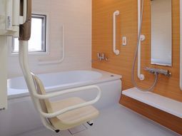 バリアフリーの浴室
