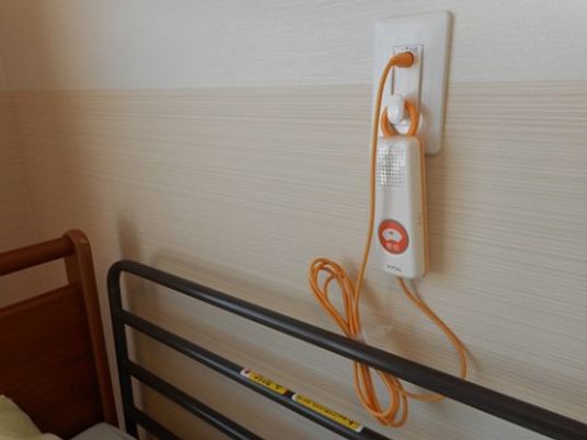 見守り通信機のある居室