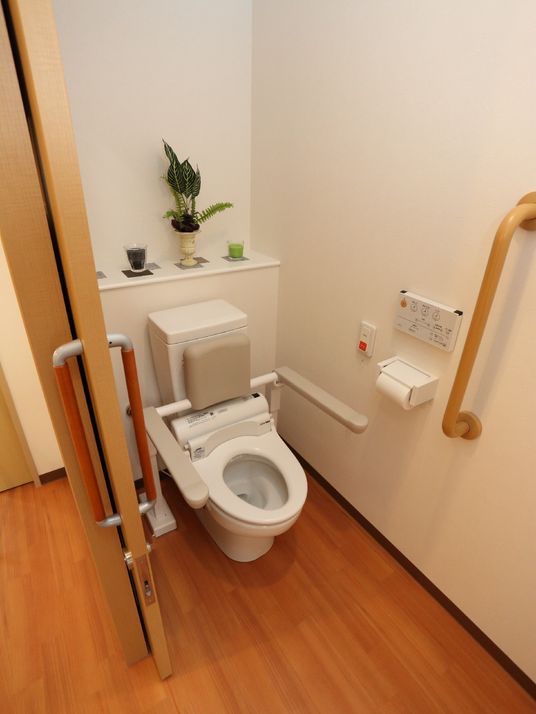 バリアフリートイレ