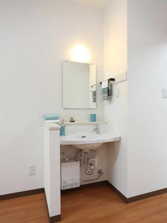 洗面台のある清潔な空間