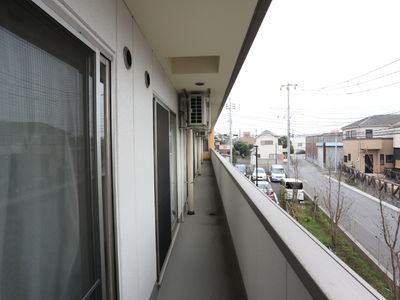 清潔な施設のバルコニー