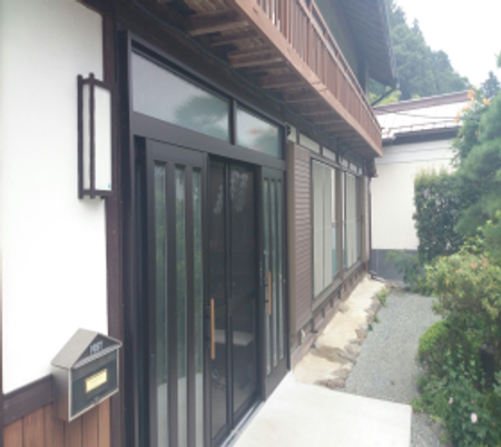 広い和風の玄関