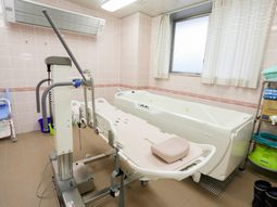 清潔な浴室設備