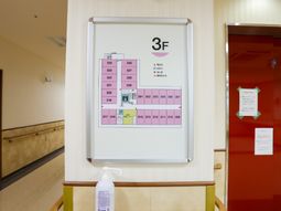 3階案内図掲示
