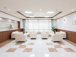 清潔な空間のラウンジ