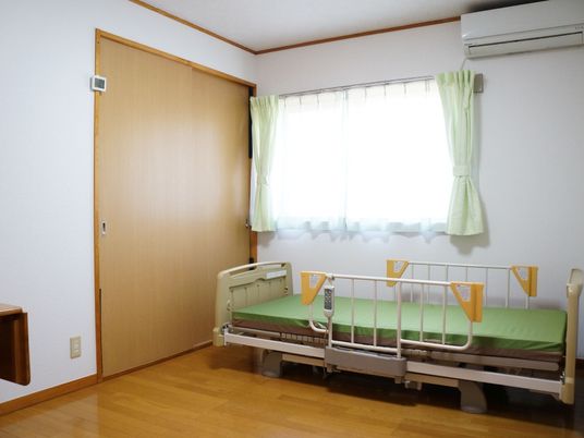 清潔な和室の居室